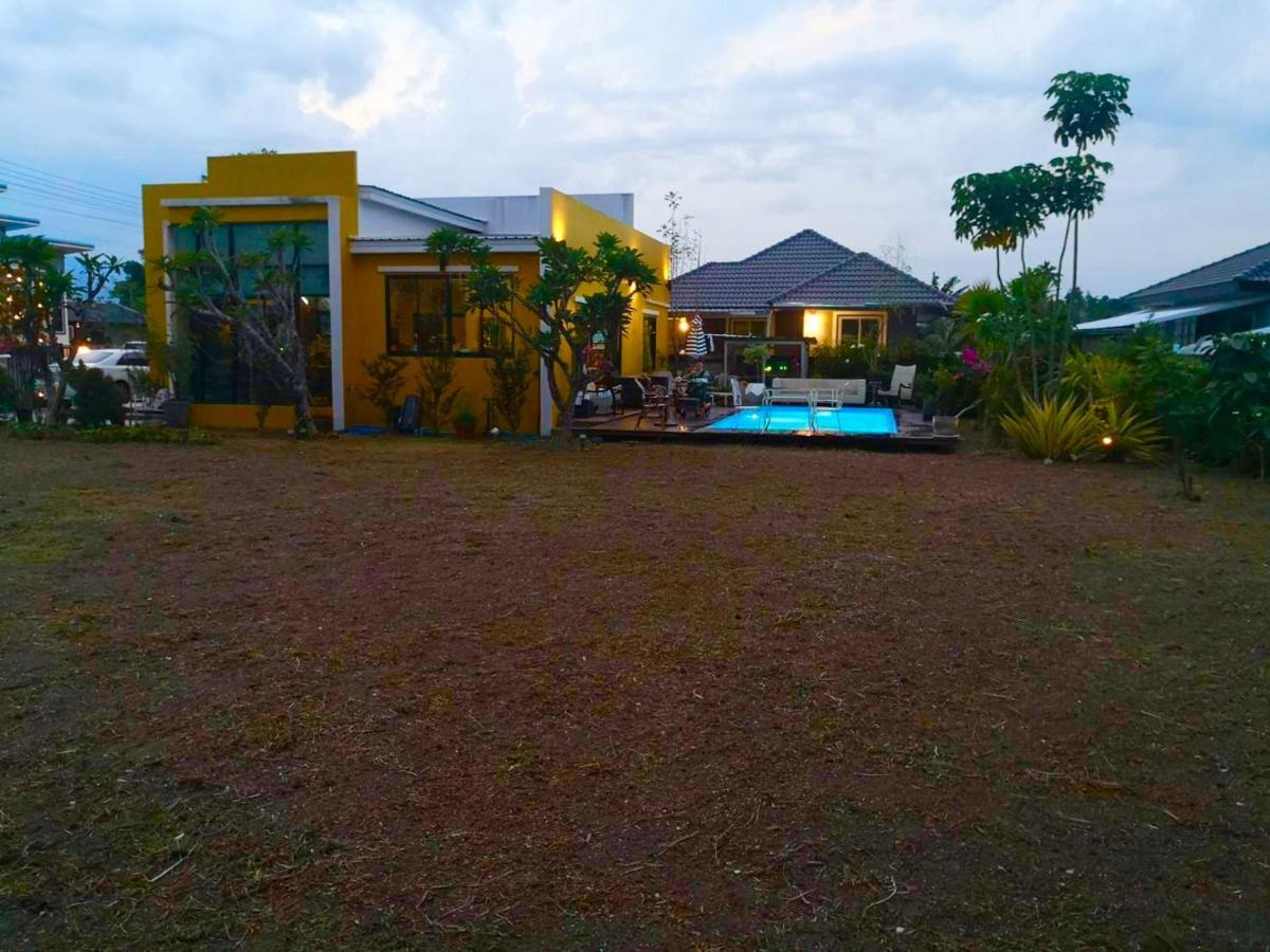 Colorful Pool Villa, Chiang Rai, Thailand ภายนอก รูปภาพ